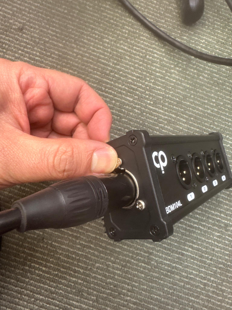 サウンドハウス マルチケーブルボックス 多数 CLASSIC PRO ( クラシックプロ ) BDF104L マルチケーブルボックス