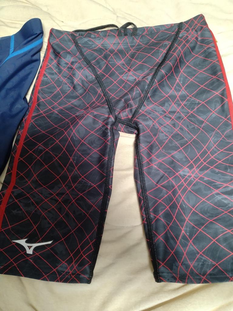 競泳練習用ハーフスパッツ|N2MBC073|競泳水着|スイム|ミズノ公式オンライン