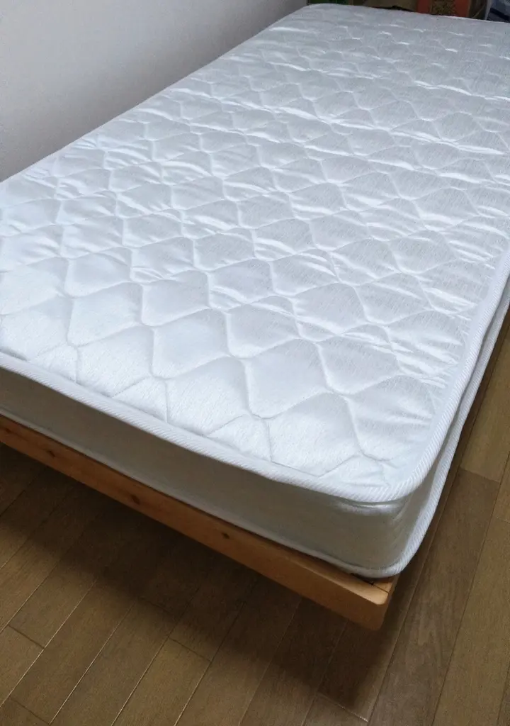 マットレスだけ　2年前ニトリ買いました マットレスだけ 2年前ニトリ買いました