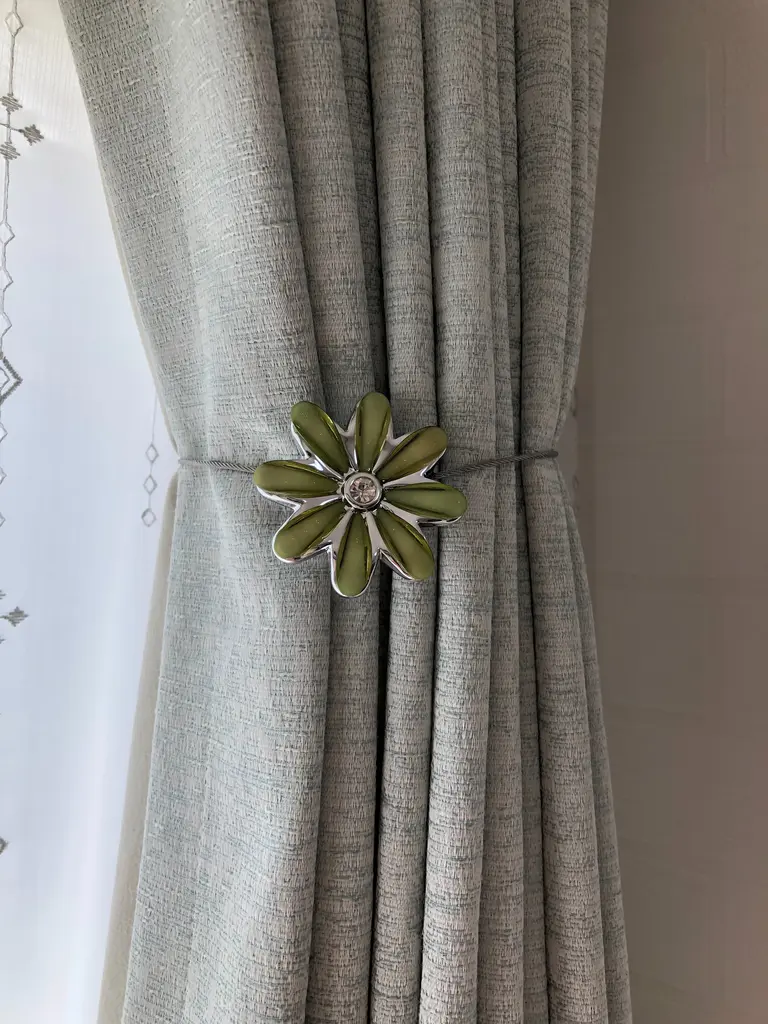 マグネットタッセル ２個入り フレール Wh 2p 通販 ニトリネット 公式 家具 インテリア通販